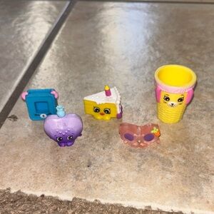 Shopkins Figures Lot (Various Seasons)